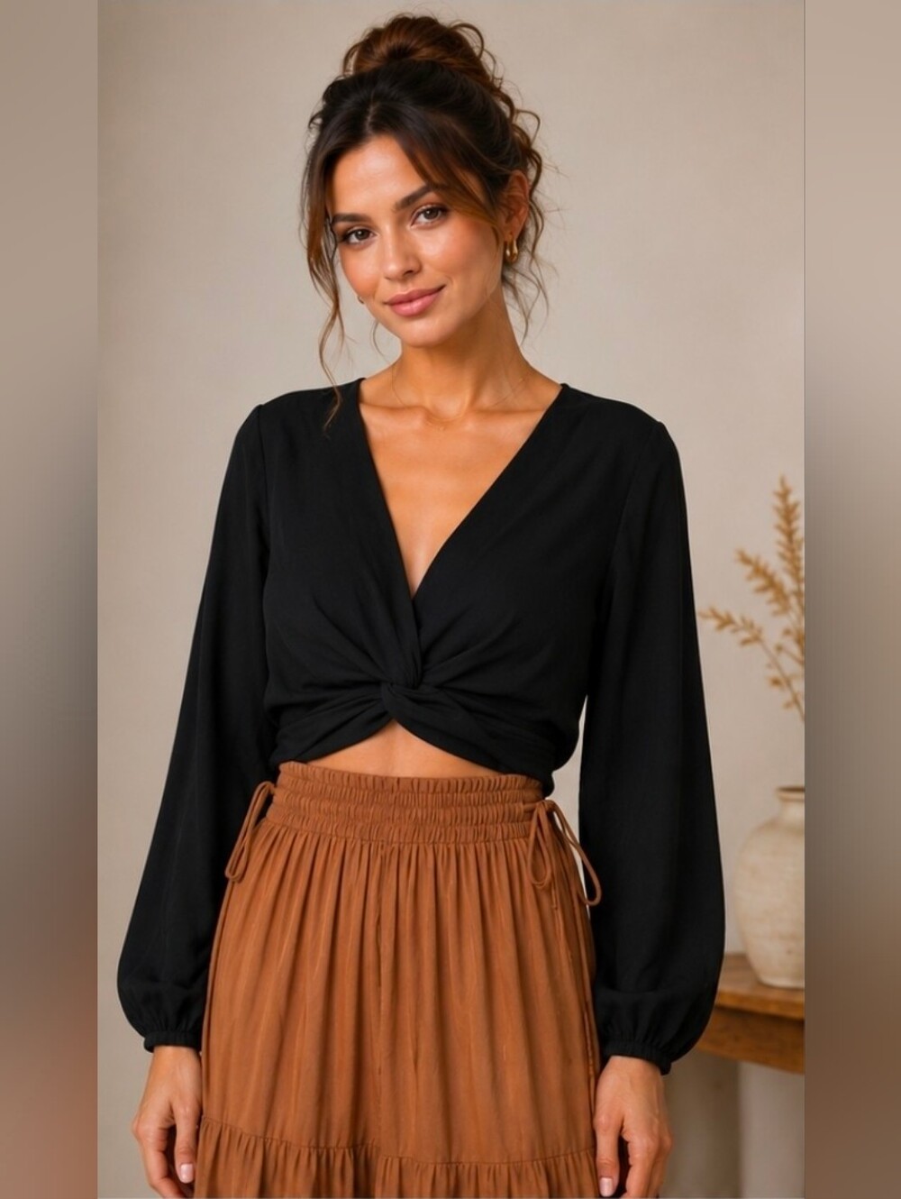 NWT MinkPink Harper Twist Blouse black cropped, long sleeve v-neck Lightweight